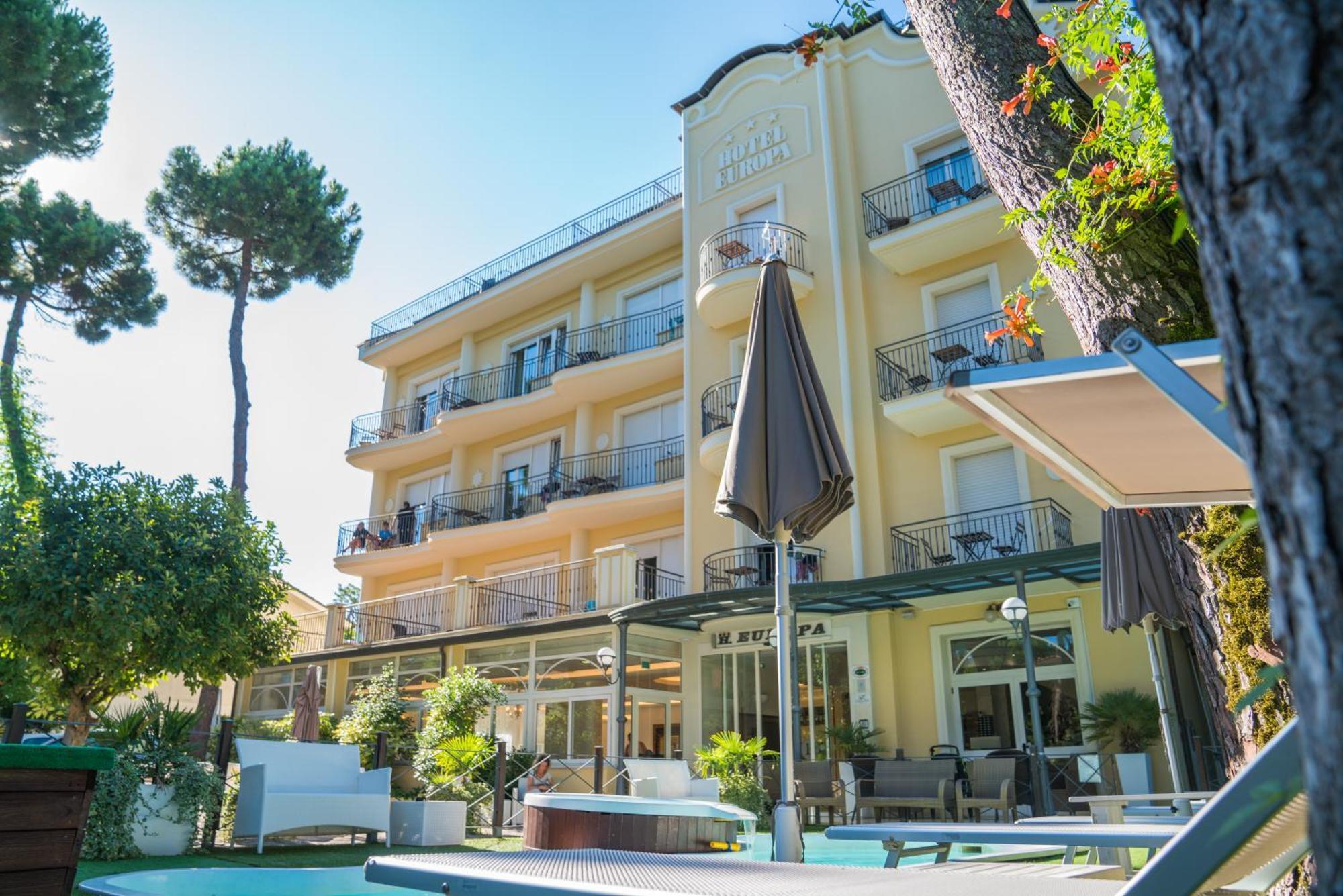 Hotel Europa Морской Милан Экстерьер фото