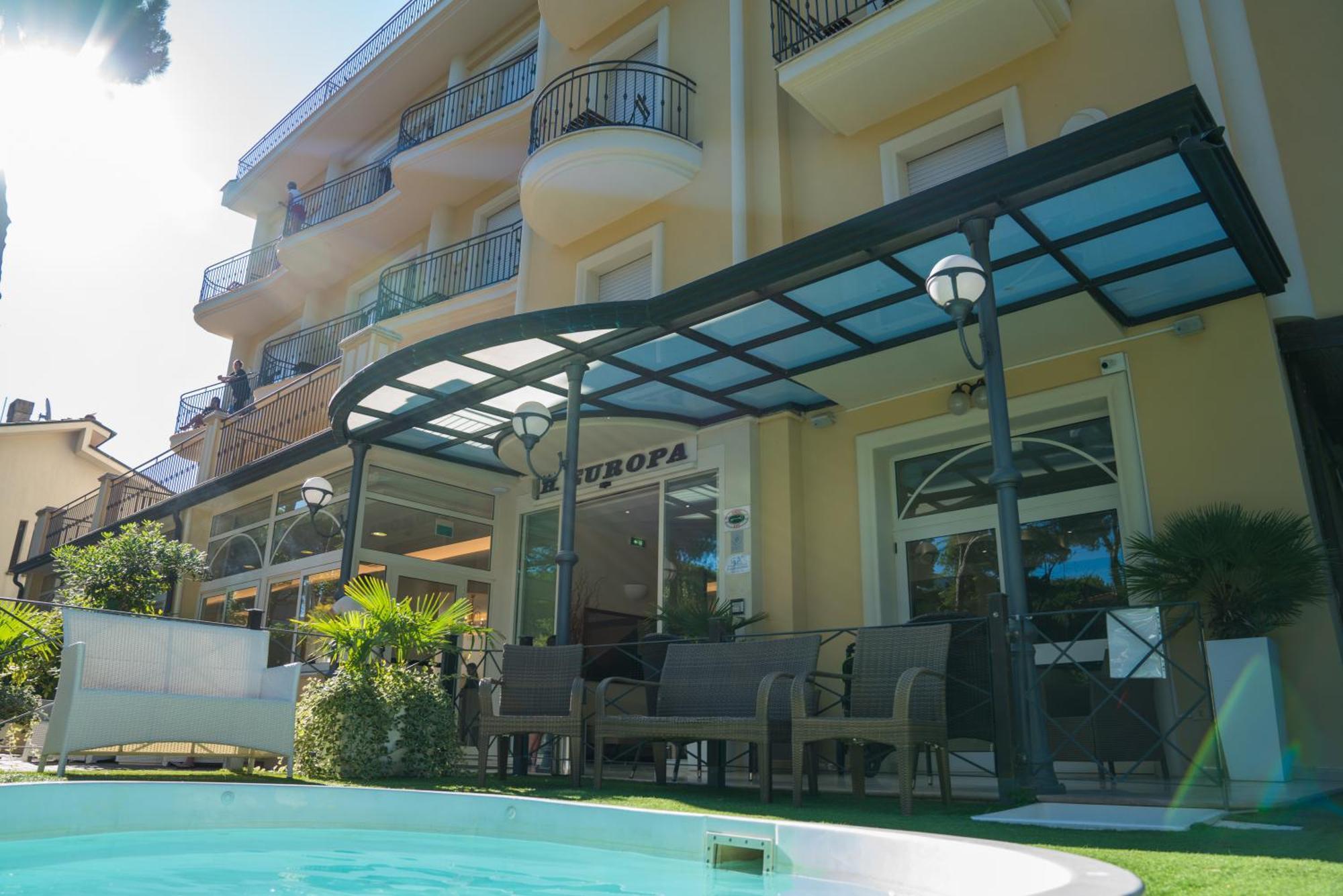 Hotel Europa Морской Милан Экстерьер фото